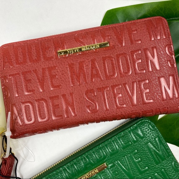 Steve Madden zip wallet clutch wristlet - Picture 3 of 7